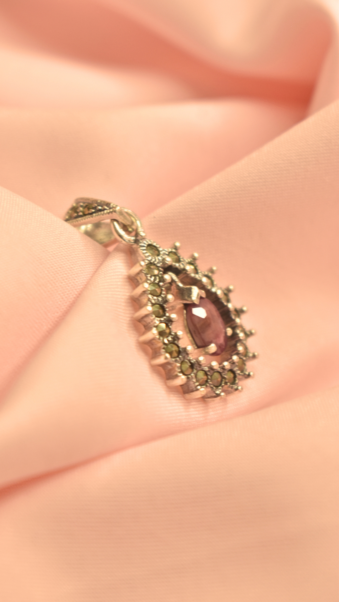 Teardrop Gemstone Pendant with Vintage Detailing