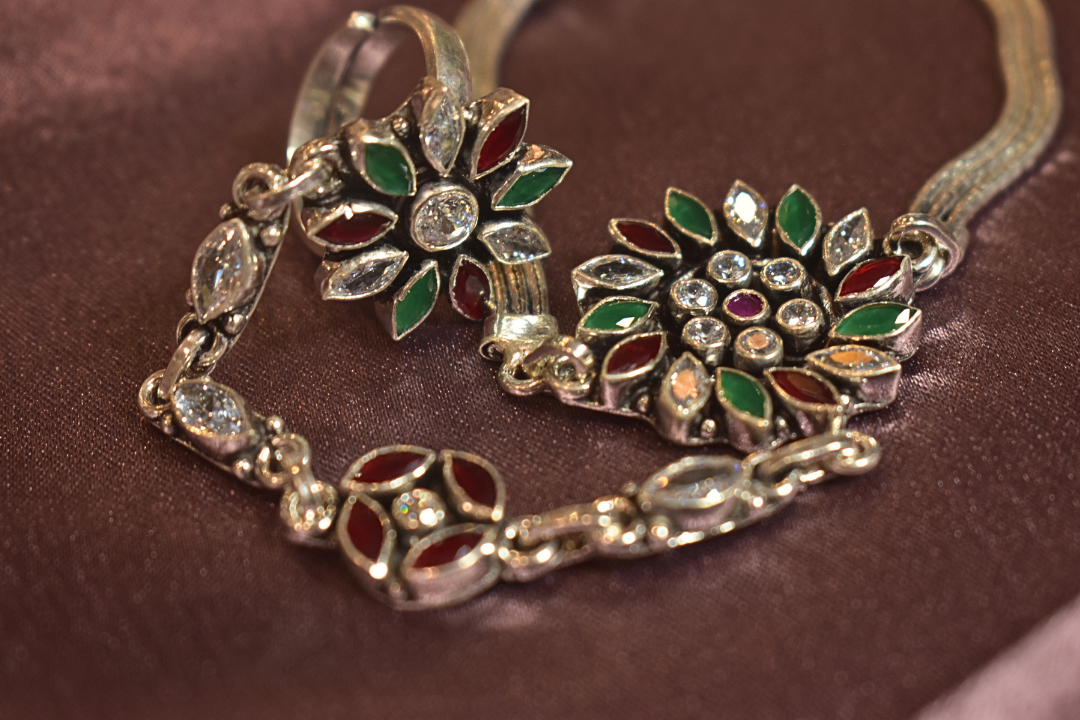 Dual Floral Silver Hand Harness