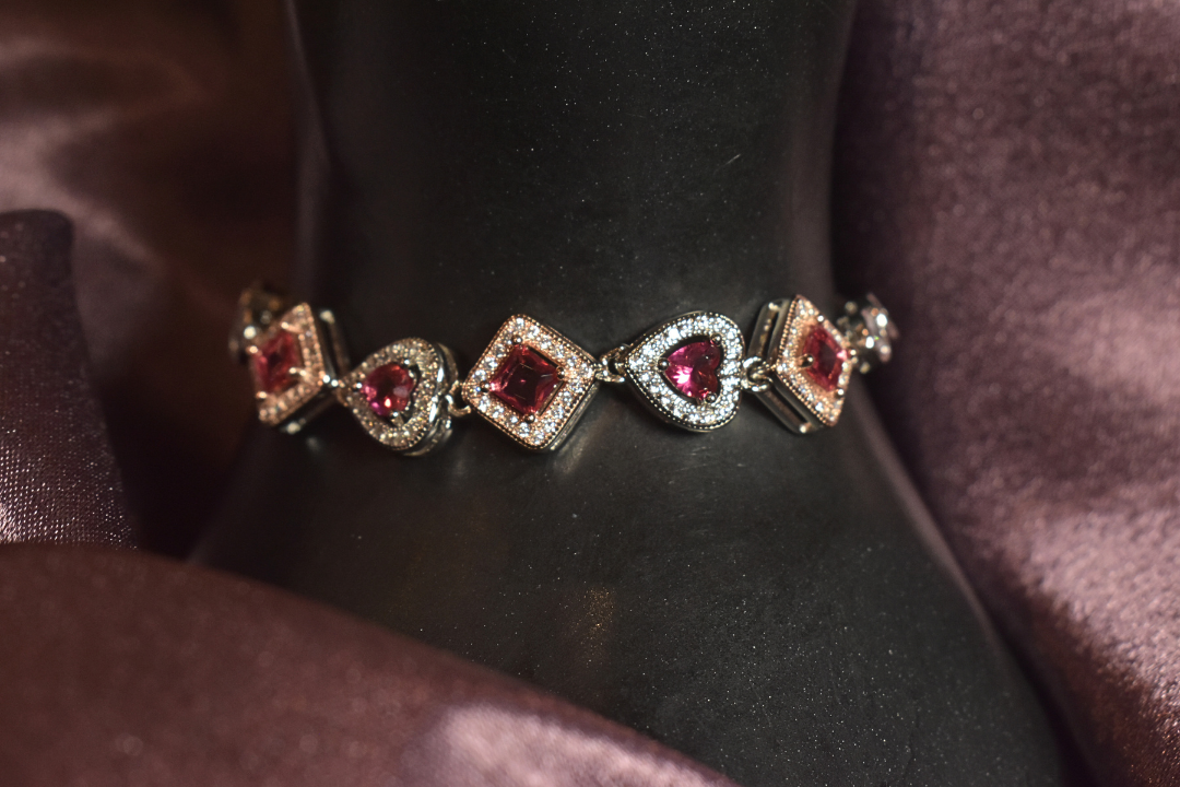 Pink Gemstone Bracelet with Elegant Geometric Design