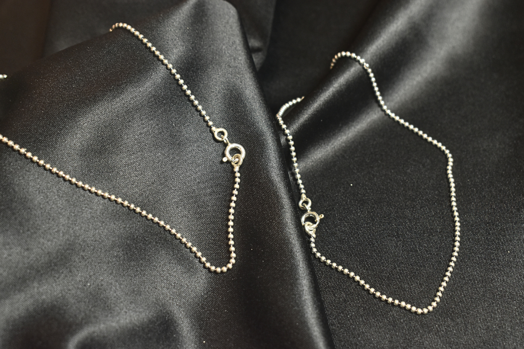 Minimalist Silver Beaded Chain for Everyday Elegance Anklets