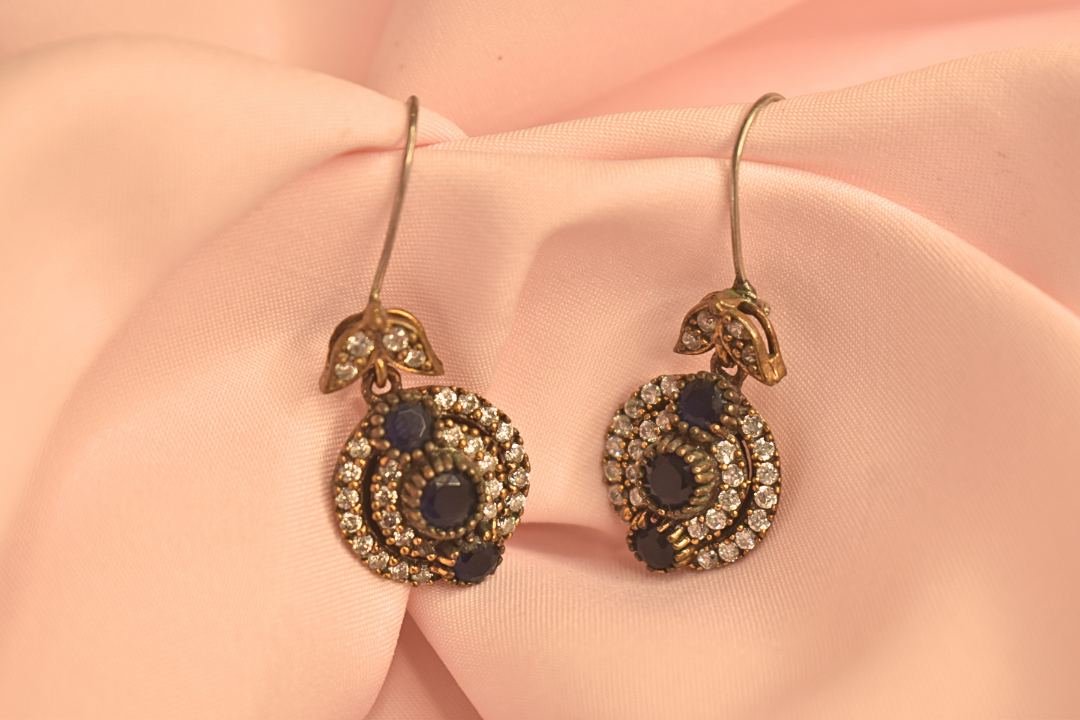 Vintage Glam Earrings and Pendant Set
