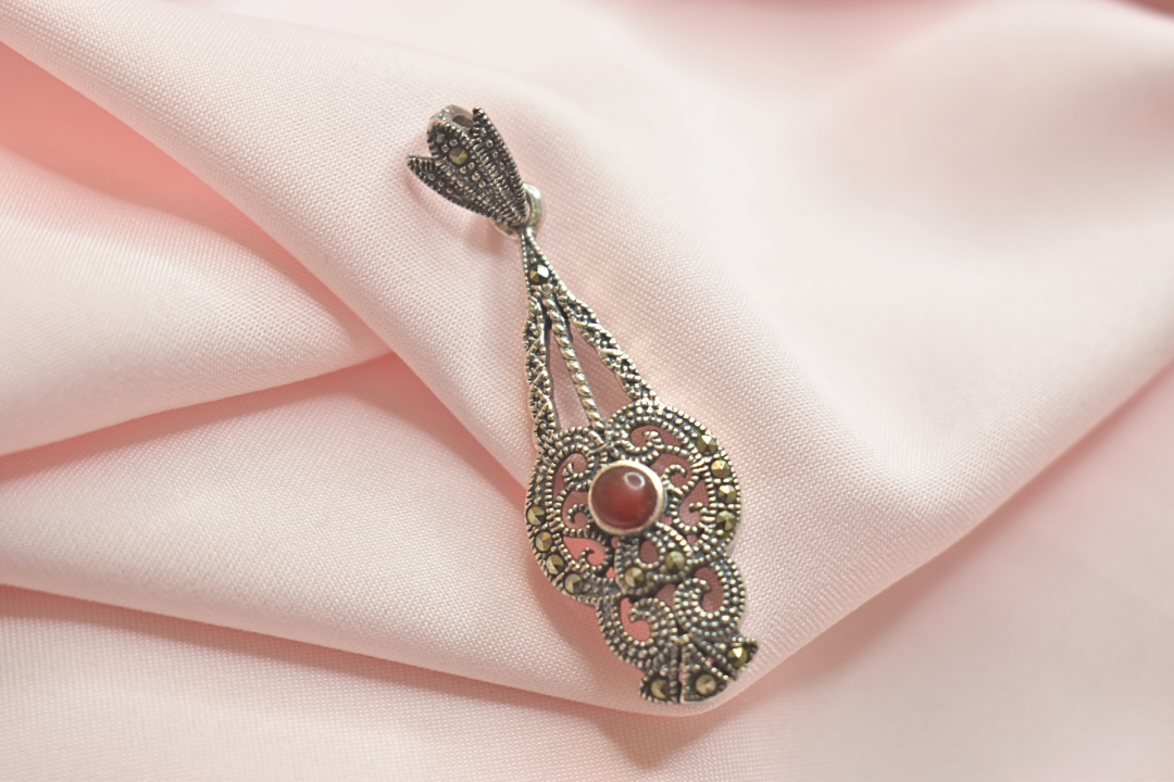 Vintage Red Cabochon Earrings and Pendant Set