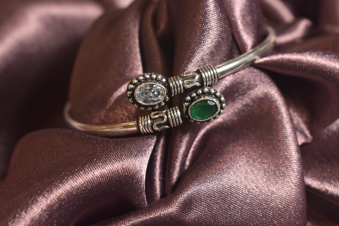 Vintage Dual-Stone Bracelet with Green and Crystal Accents