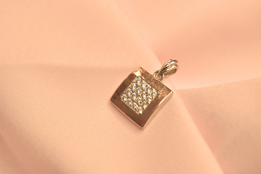 Square Radiance Rose Gold Crystal-Embedded earrings And Pendent