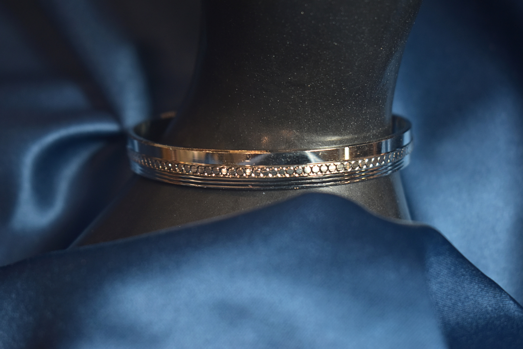 Elegant Silver and Gold Textured Kada