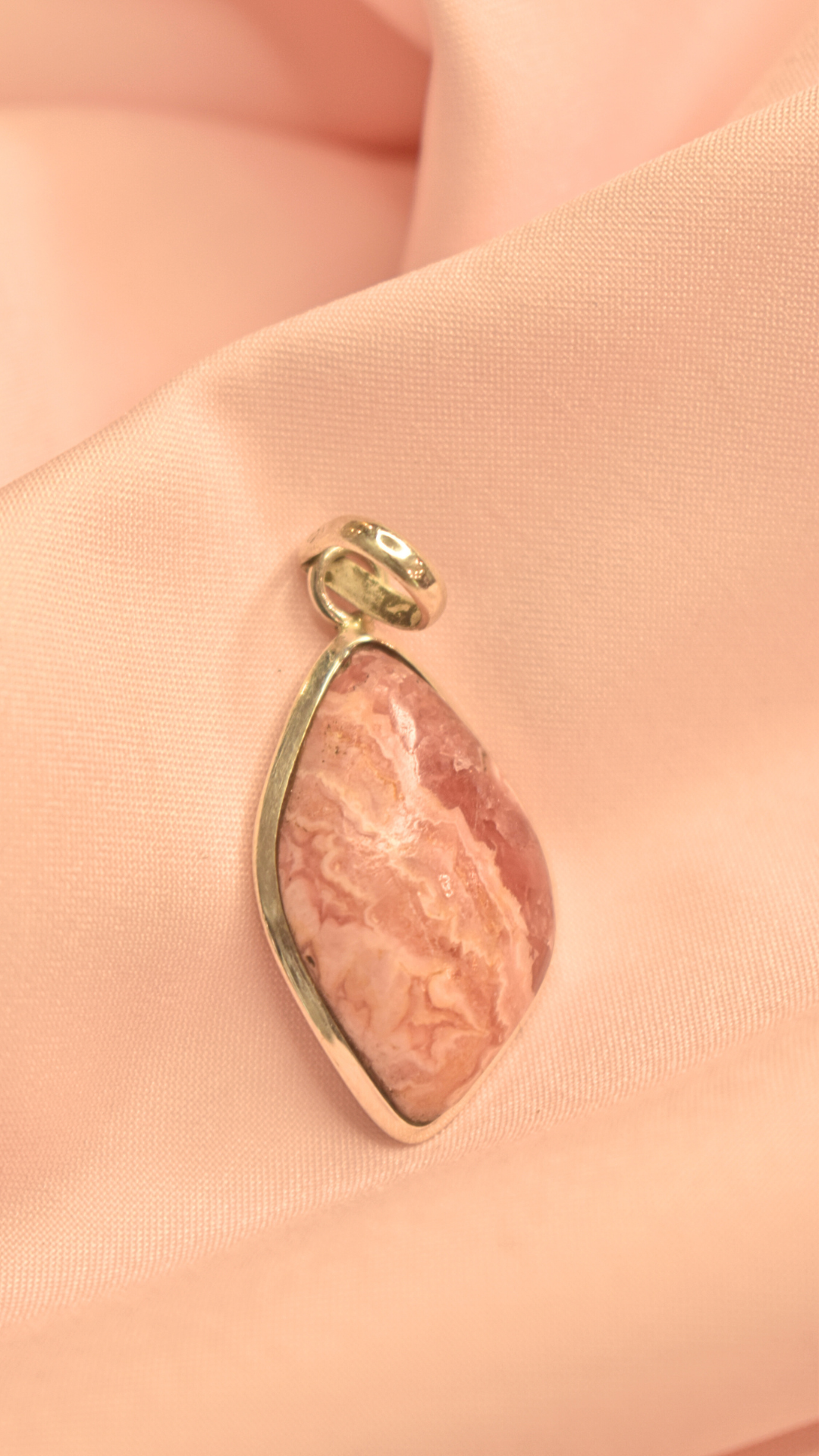 Elegant Pink Stone Pendant – Unique Gold-Plated Jewelry