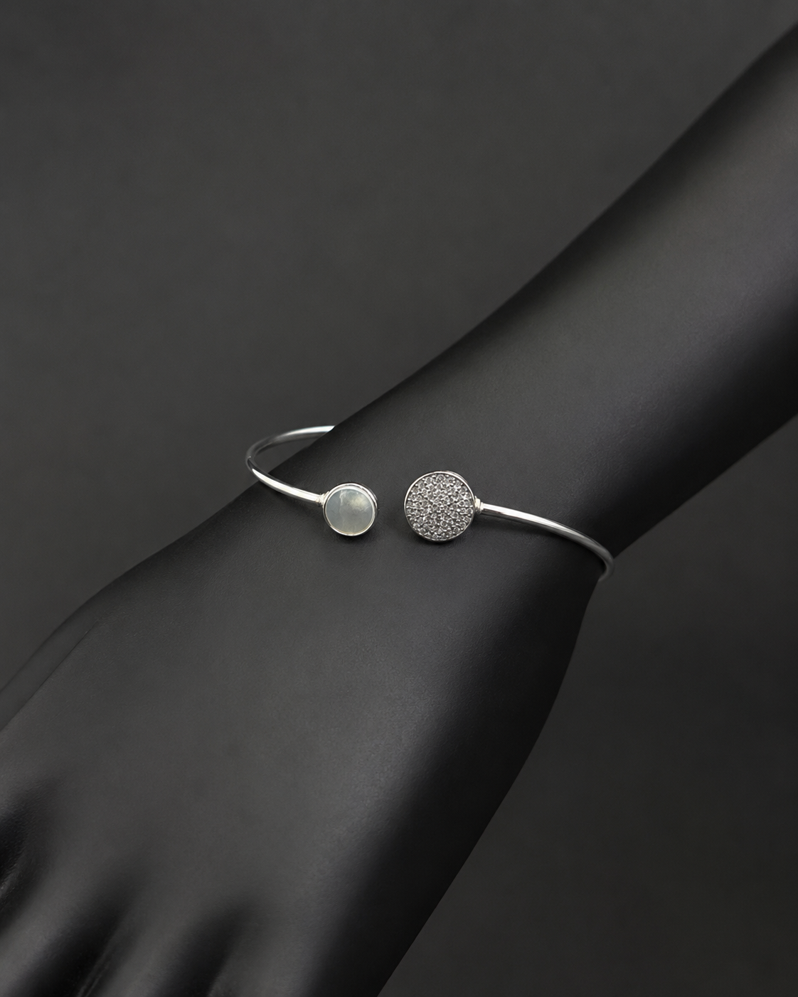 Sphere Pearl CZ Glow