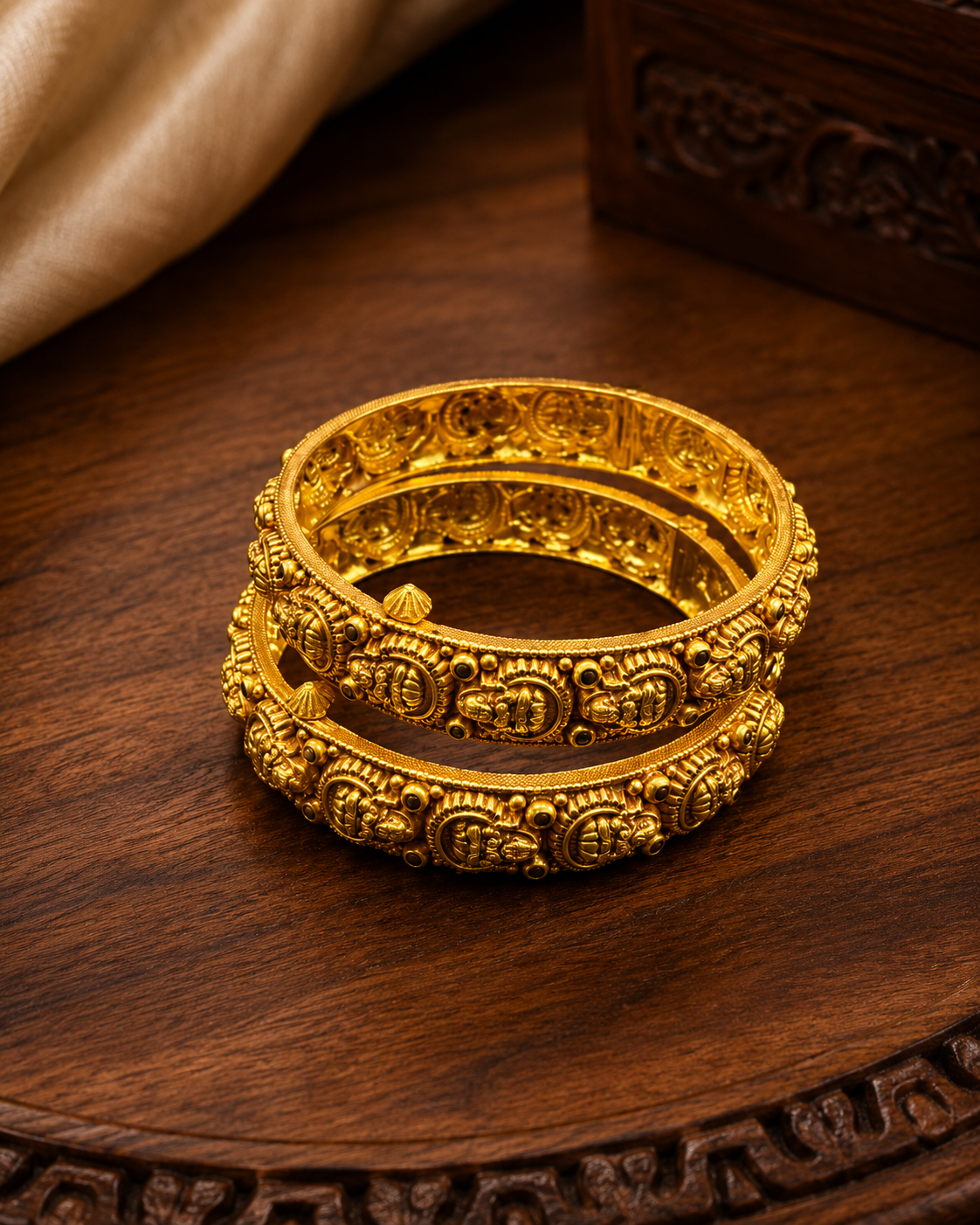 Lakshmi Cast Gold Bangle
