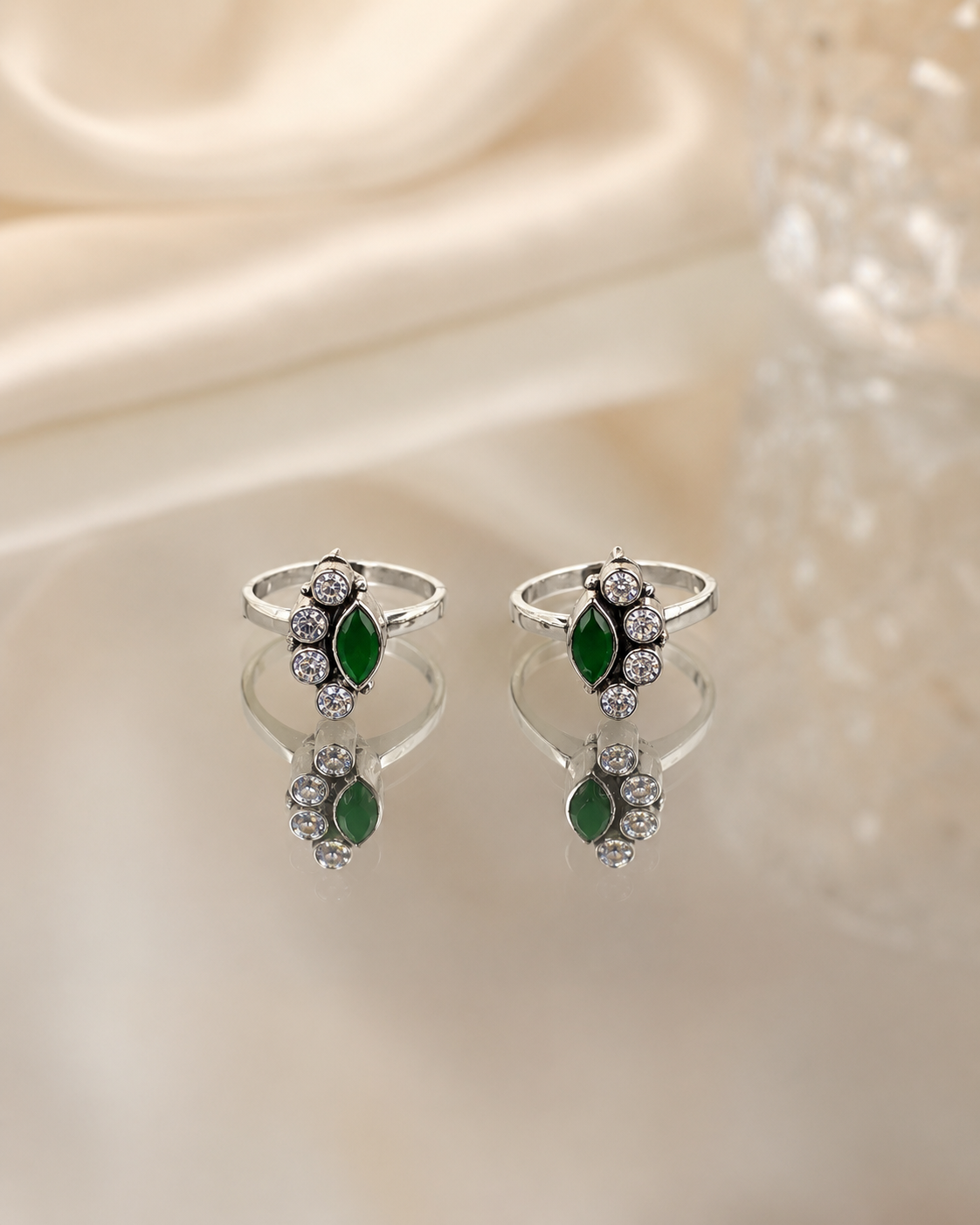 The Pristine White & Green CZ Toe Ring