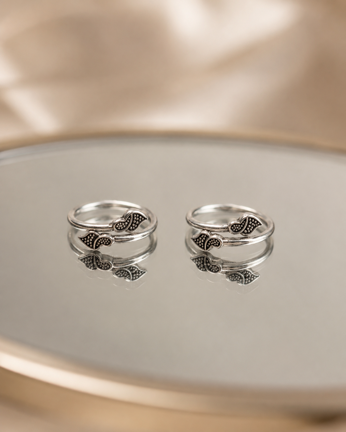 The Delicate Filigree Feather Toe Ring