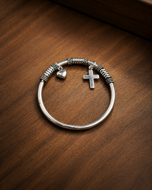 Charm Kada
