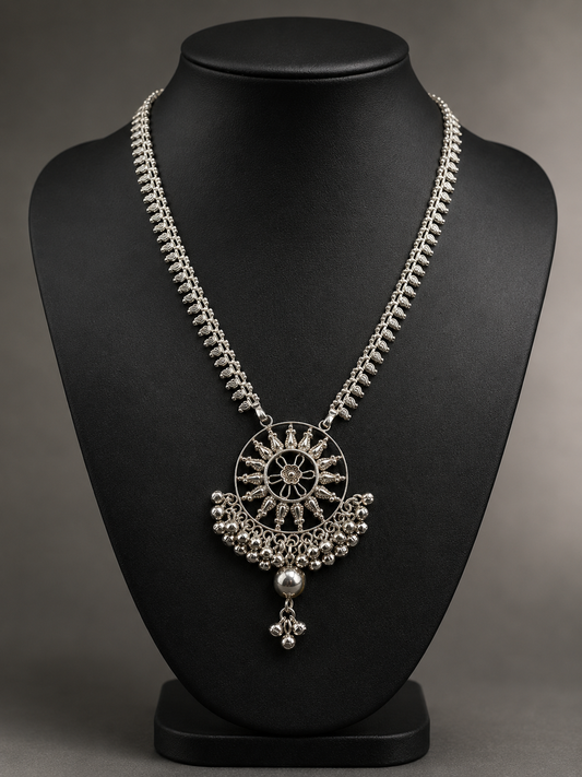 Majestic Antique Silver Necklace