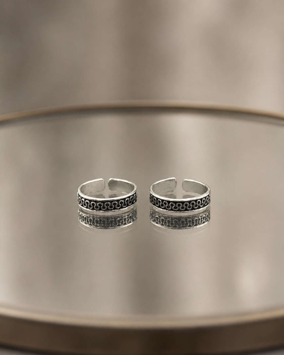 The Tribal Wave Design Toe Ring