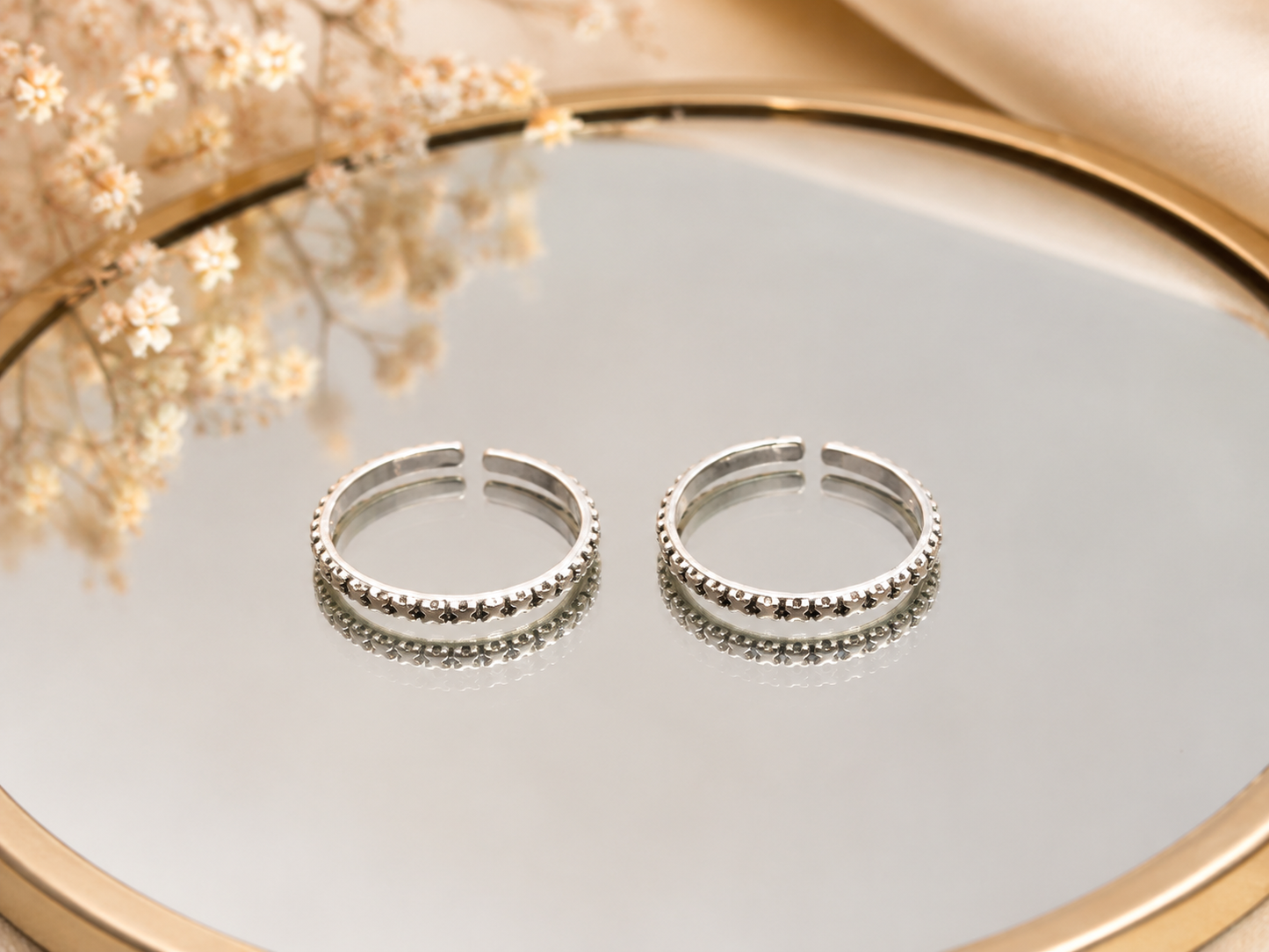 The Modern X Toe Ring