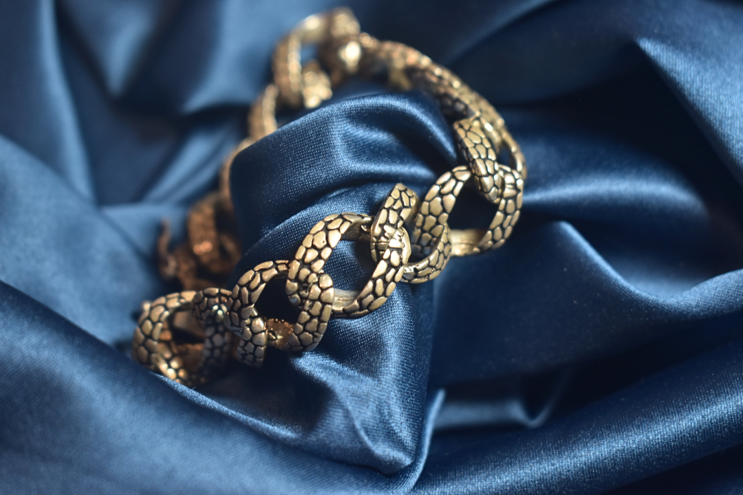 Bold Chain-Link Silver Bracelet