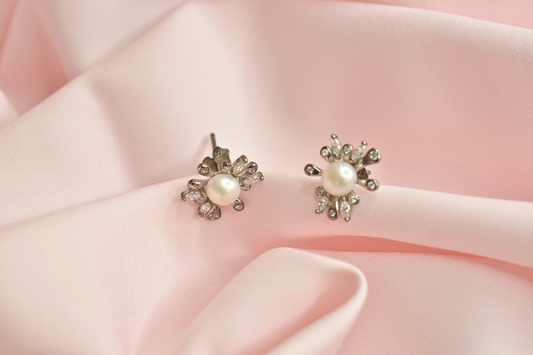 Elegant Pearl Blossom Set