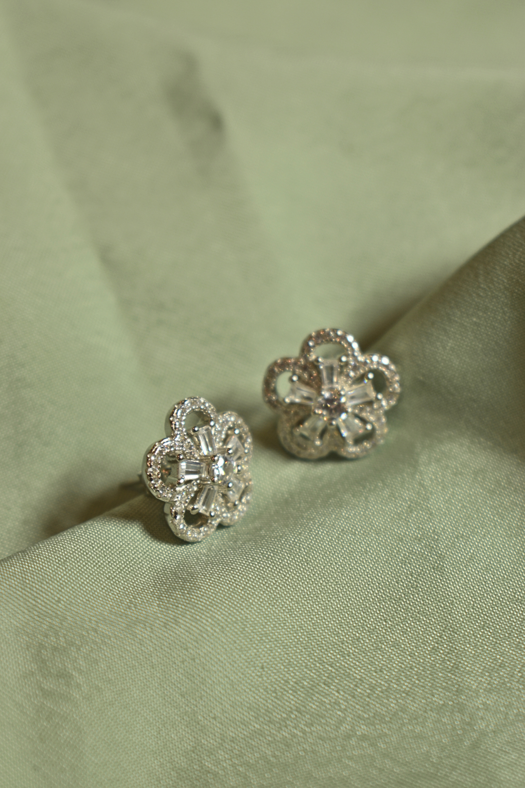 Floral Diamond Stud Earrings