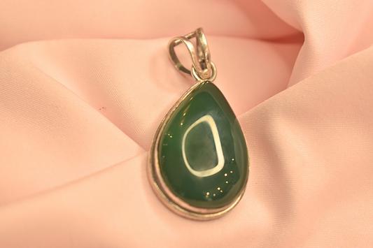 Teardrop Green Agate Pendant with Polished Silver Setting
