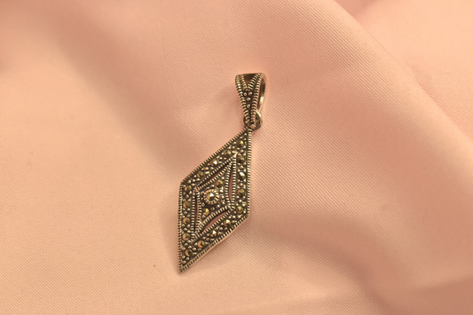 Diamond-Shaped Marcasite Earrings with Vintage Charm