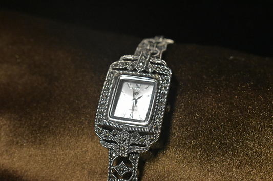 Graceful Precision A Watch That Redefines Elegance