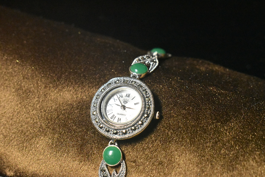 Emerald Grace A Watch of Distinctive Charm