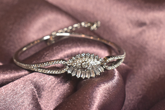 Elegant Evil Eye Bracelet with Crystal Detailing