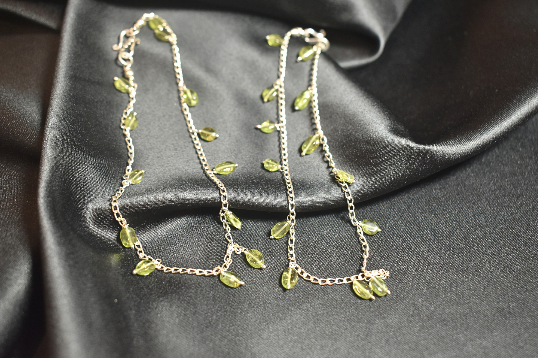 Green Crystal Dangling for a Refreshing Look Anklets