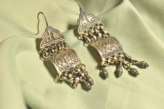 Rustic Royalty Vintage Silver Dangling Earrings
