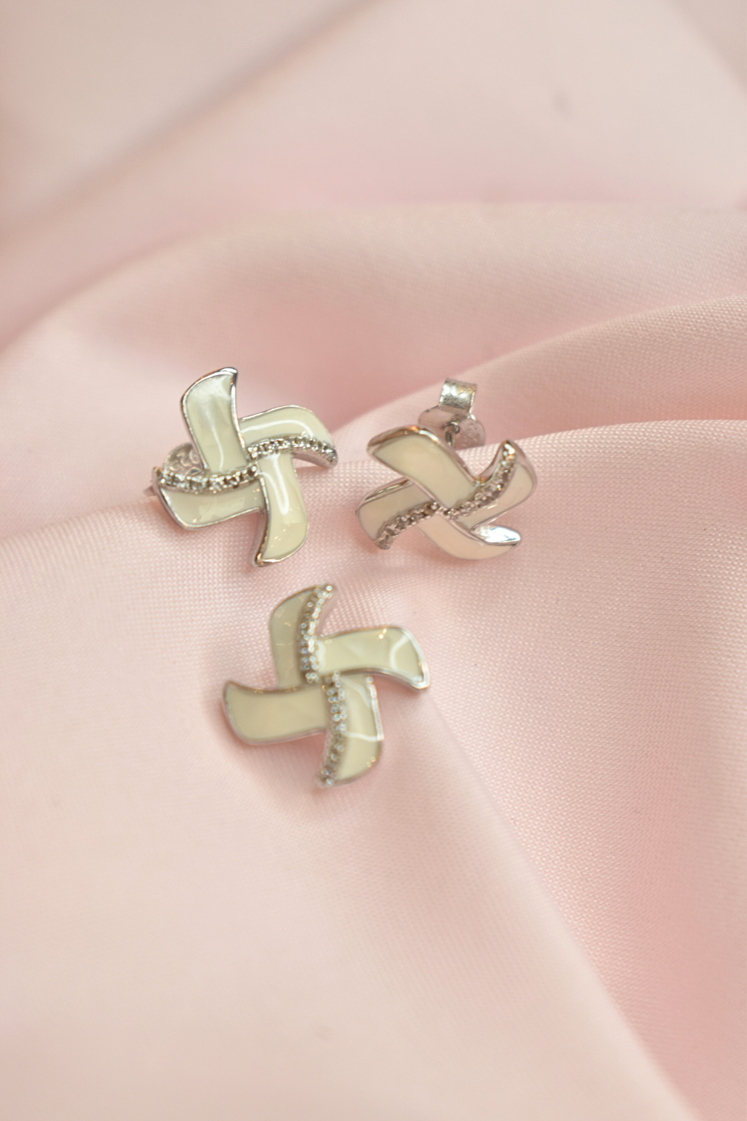 Pinwheel Elegance Sterling Silver Enamel Earrings and pendant