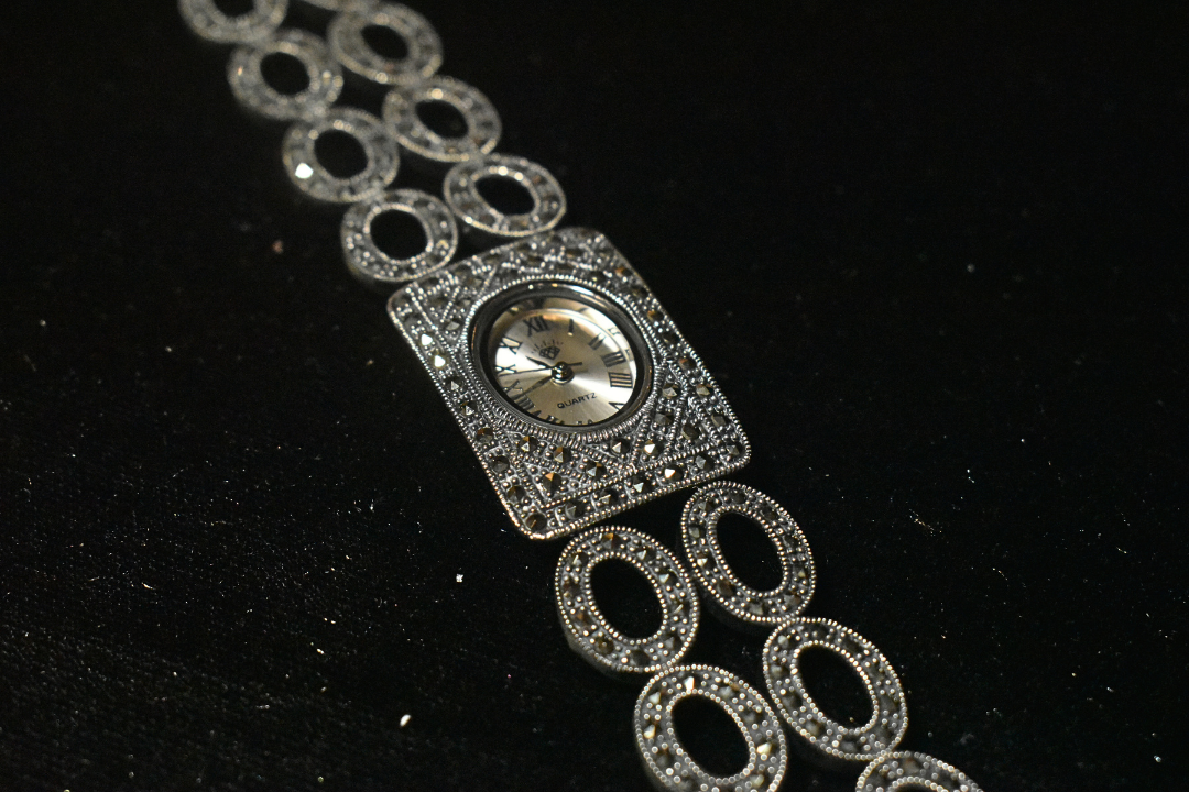Opulent Elegance in Intricate Design