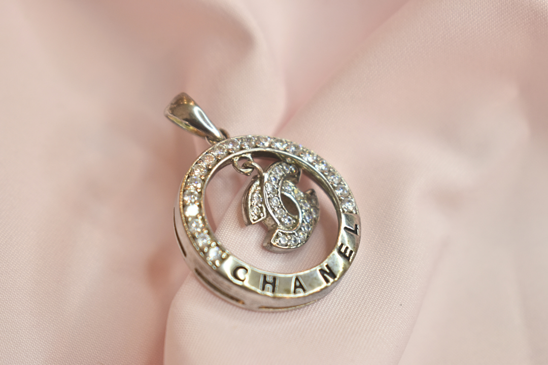 Elegance in Every Detail Chanel-Inspired Earrings and Pendant