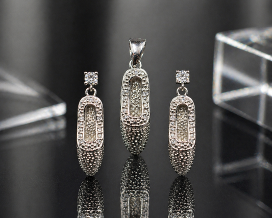 Artisan Filigree Shoe Set