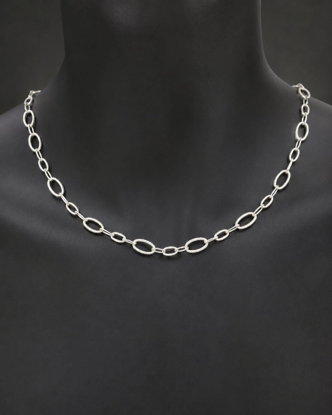 Essential Oval Link Chain