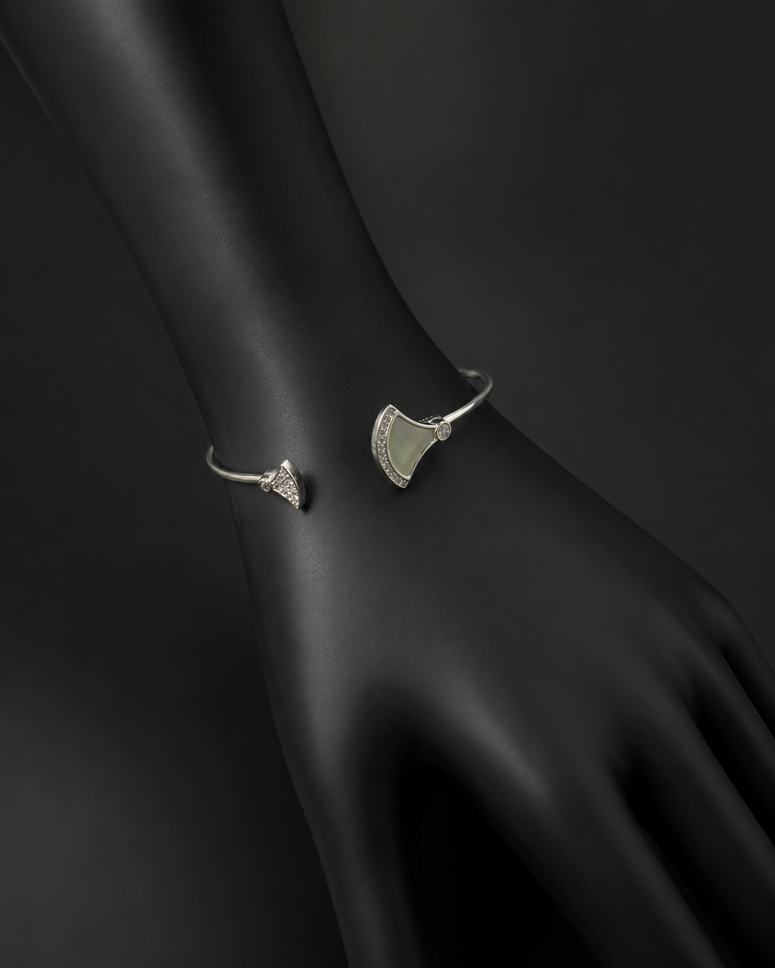 Luna Arc MOP Bangle