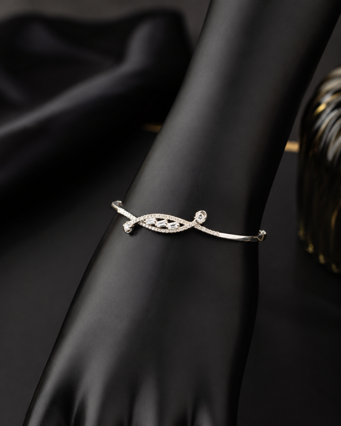 Baguette Line CZ