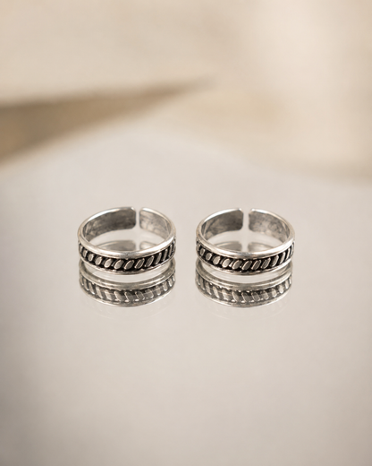 The Tribal Segment Toe Ring
