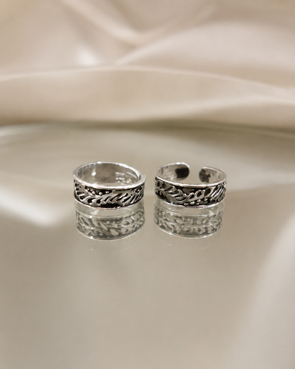 The Flowing Reef Toe Ring