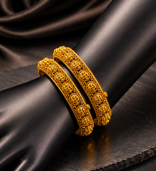 Lakshmi Cast Gold Bangle