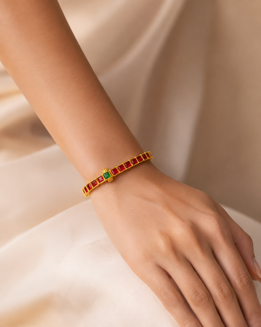 Red Stone Screw Kada