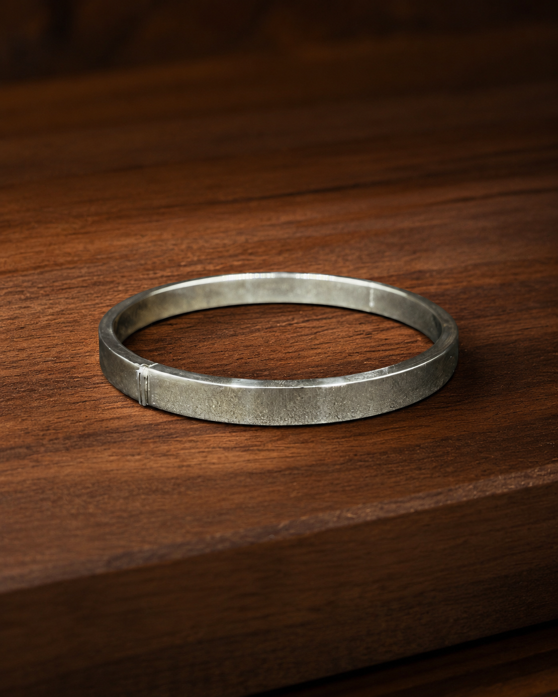 Sleek Plain Flat Kada