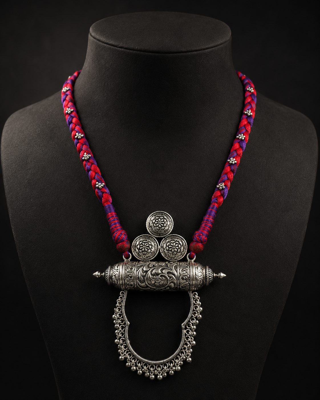 Royal Antique Silver Heritage Necklace