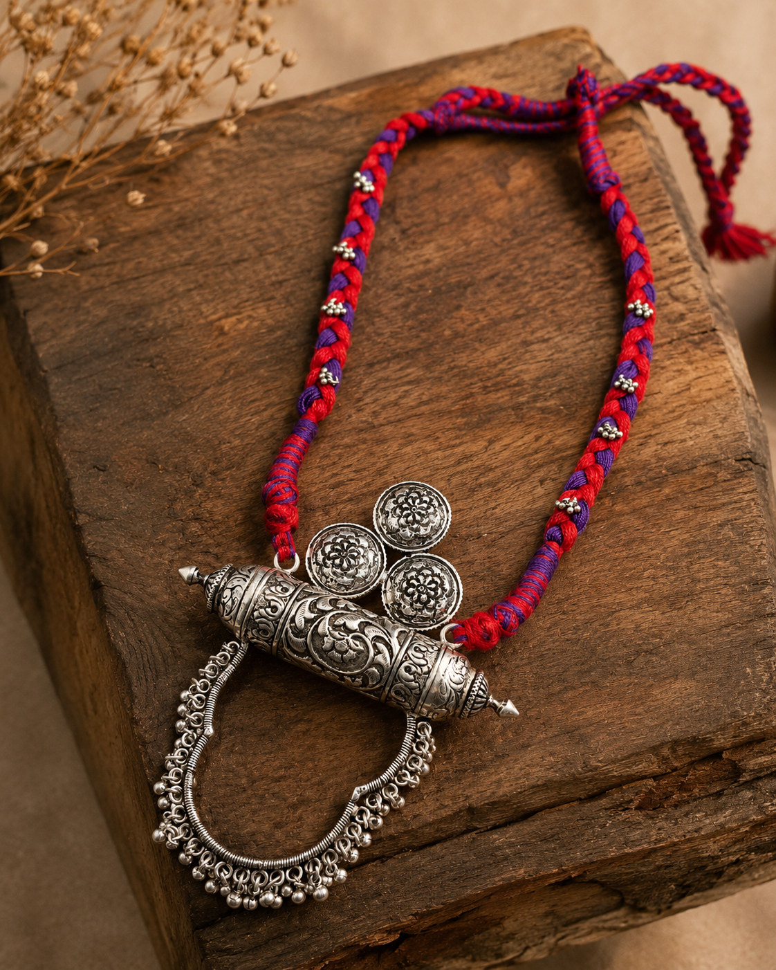 Royal Antique Silver Heritage Necklace