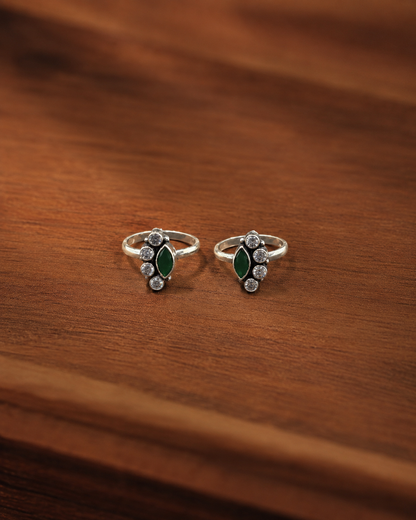 The Pristine White & Green CZ Toe Ring