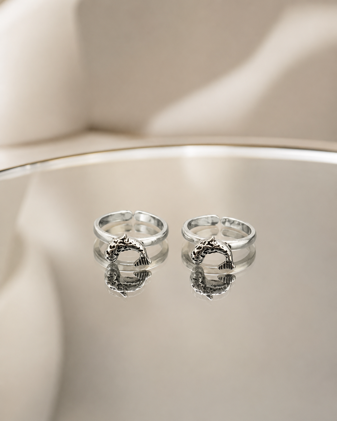 The Playful Dolphin Design Toe Ring