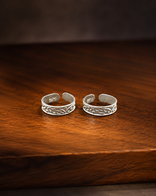 The Classic Filigree Silver Toe Ring