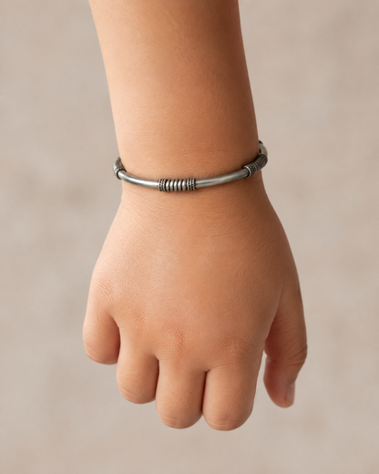 Tribal 4 Section Kada
