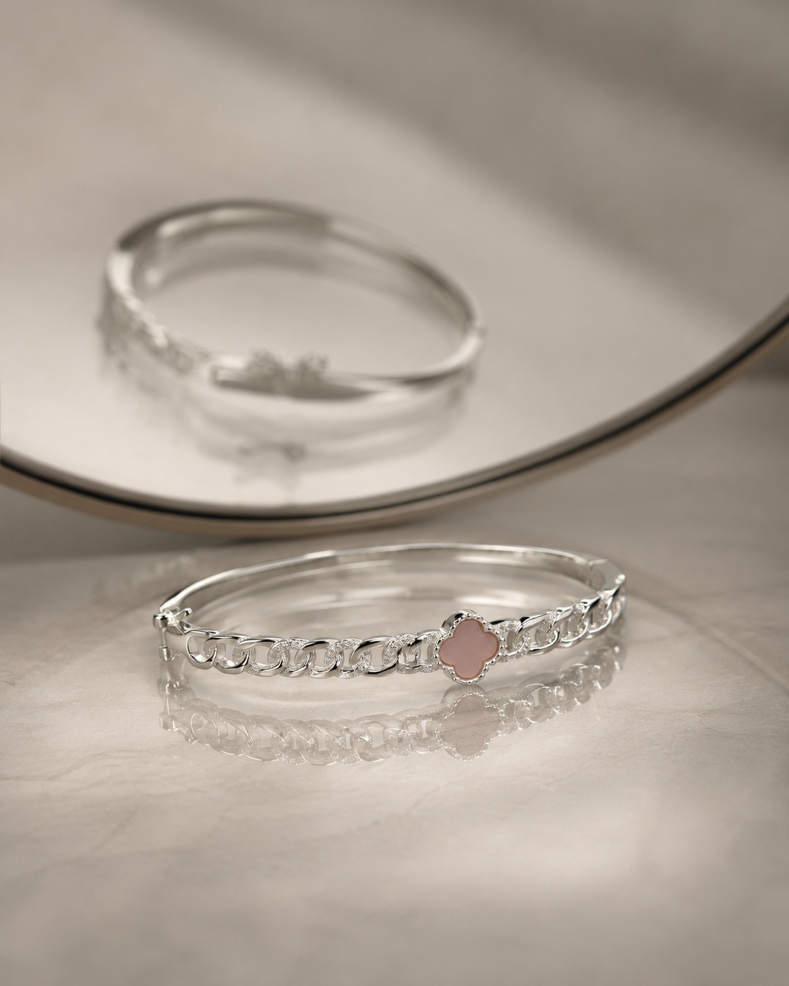 Cleef Design Kada
