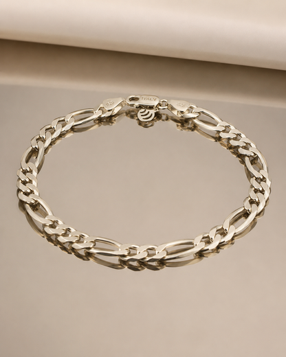 Minimalist Figaro Bracelet