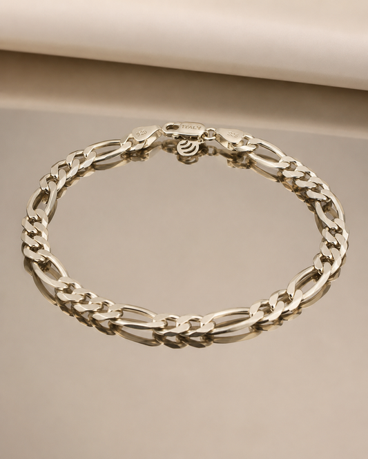Minimalist Figaro Bracelet