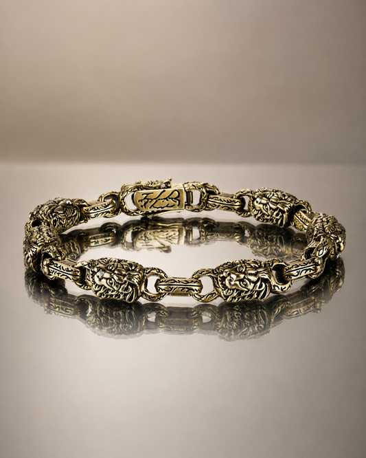 Regal Simha Bracelet